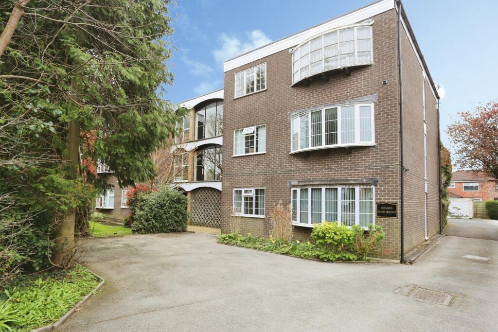 Main image of property: Wellington Road North, Heaton Chapel, Stockport, SK4