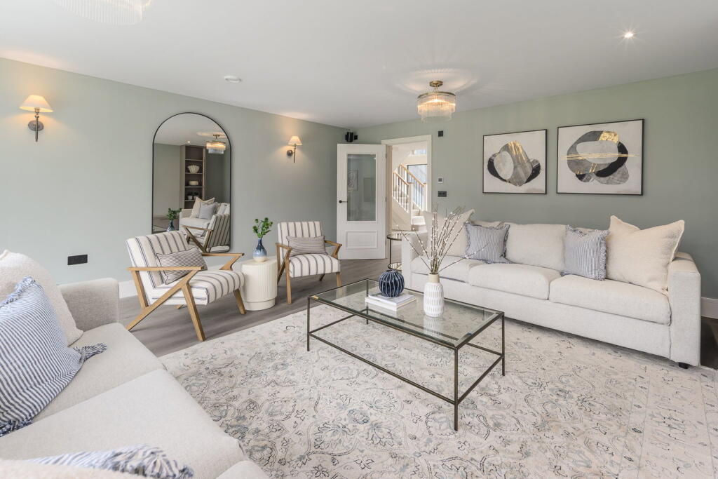 House in Tunbridge Wells, Cranbrook Common, Cranbrook & Sissinghurst - More