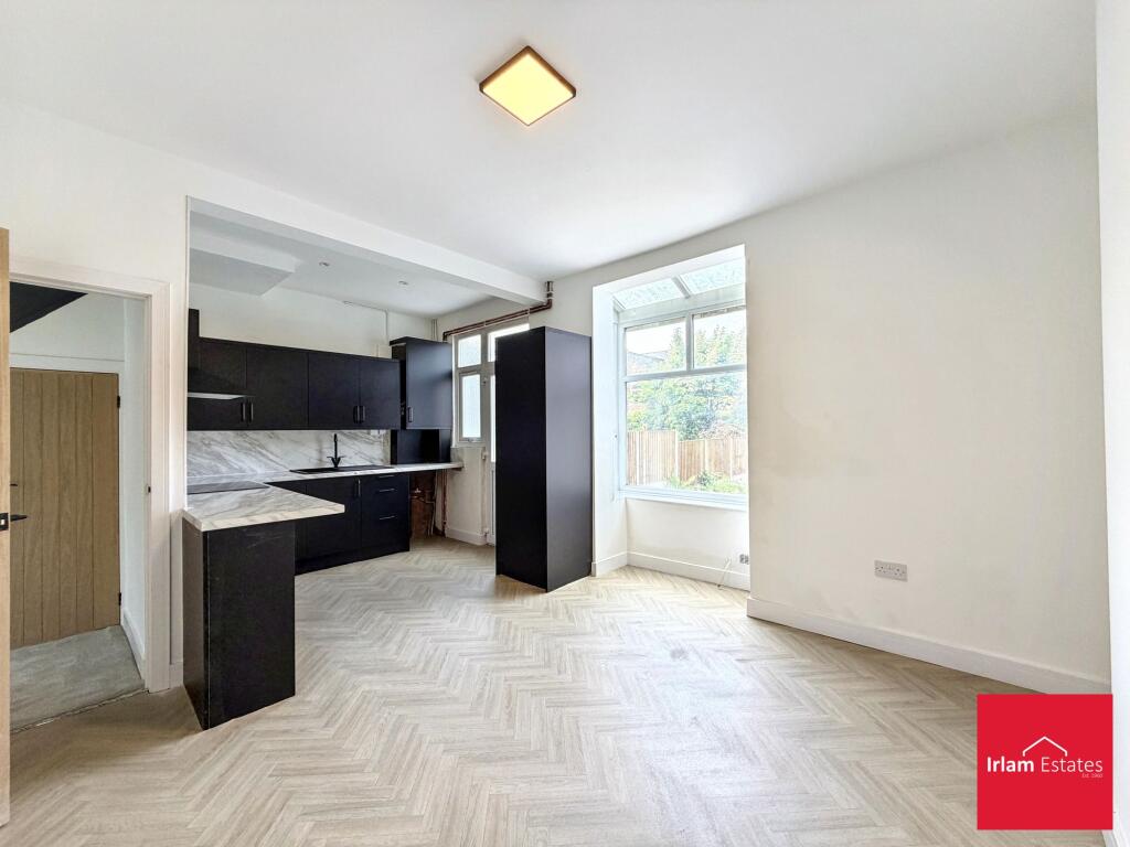 House in Salford, Greater Manchester - View 3