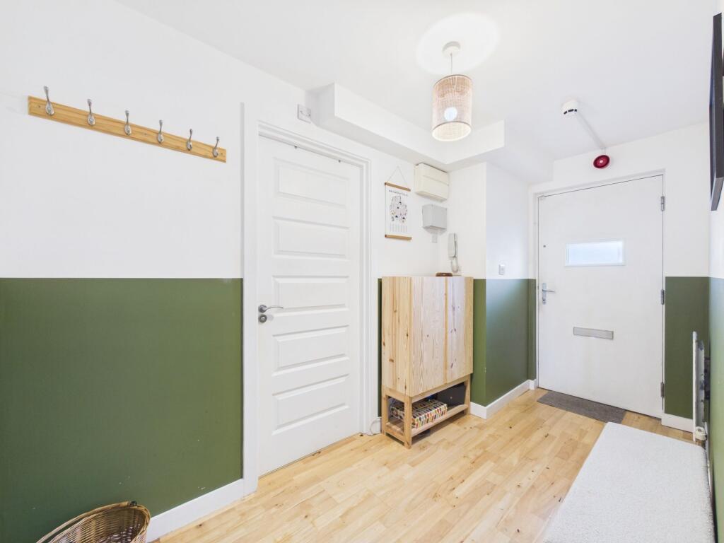 Apartment in Liverpool - View 2
