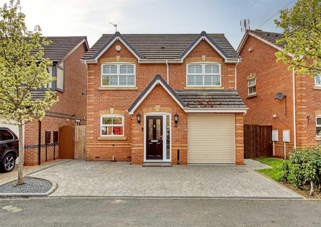 Main image of property: 23 Penkside, Coven