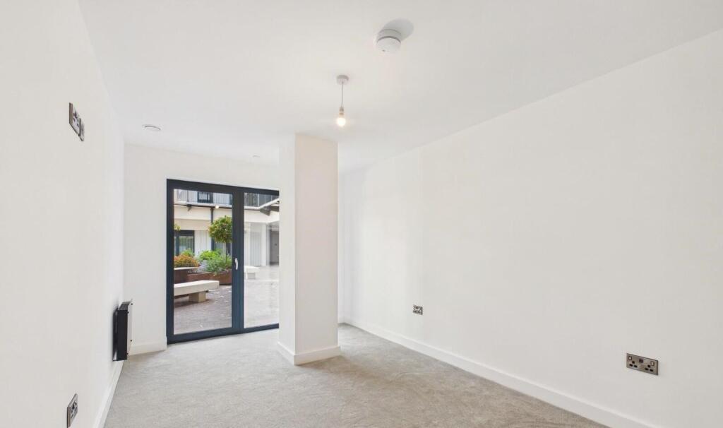 Apartment in Birmingham, Jewellery Quarter - View 5