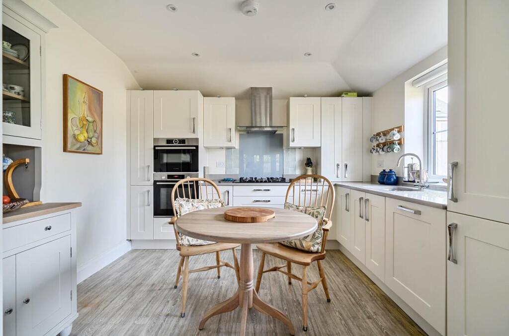 Apartment in South Oxfordshire, Thame - View 4