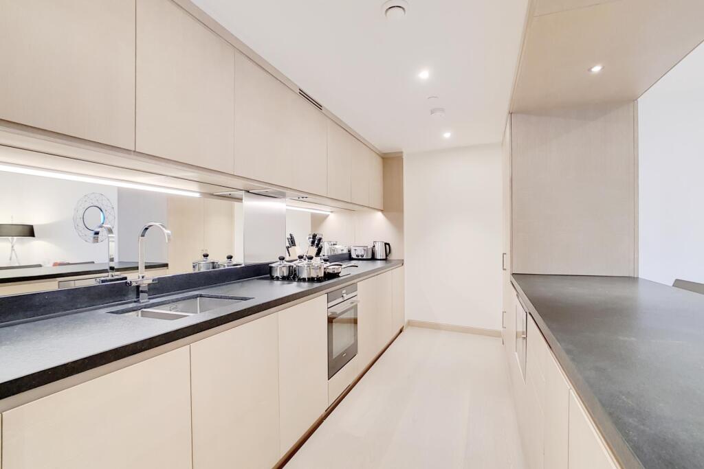 Apartment in London - View 4