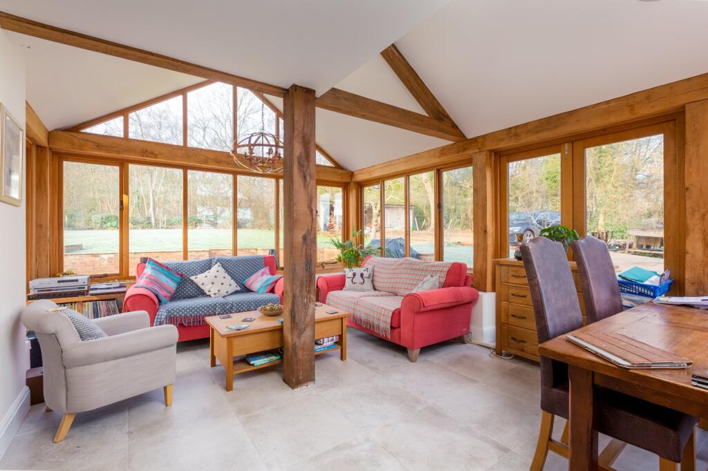 House in Tonbridge - View 2