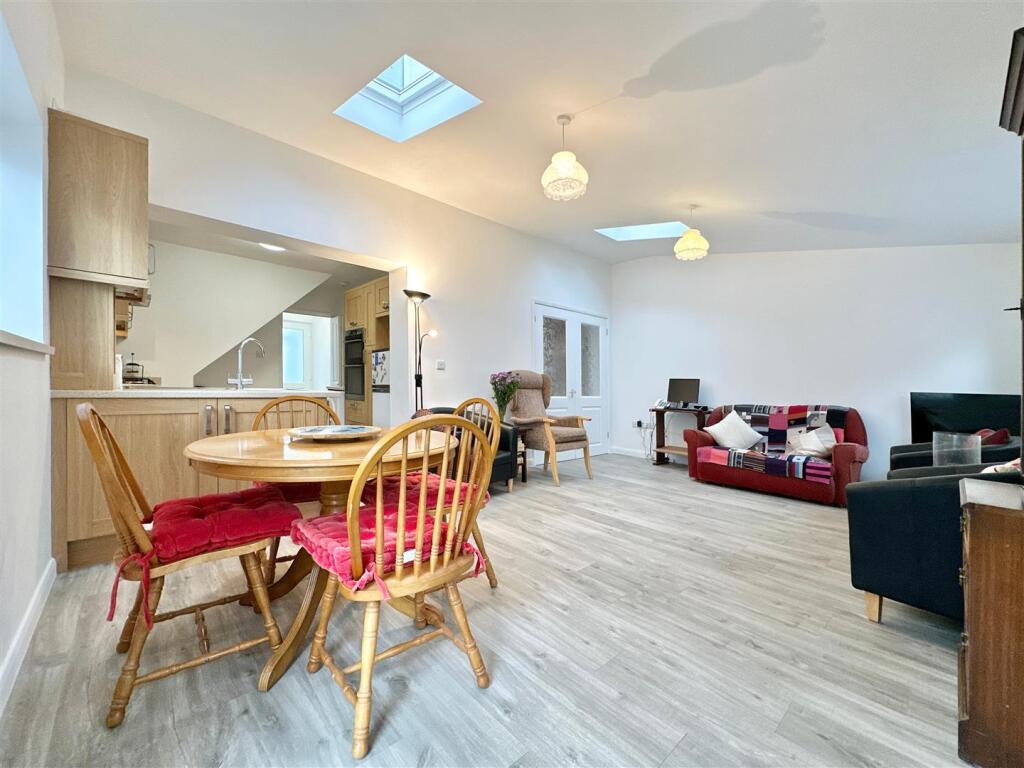 Hillside Road, Brixham photo 3