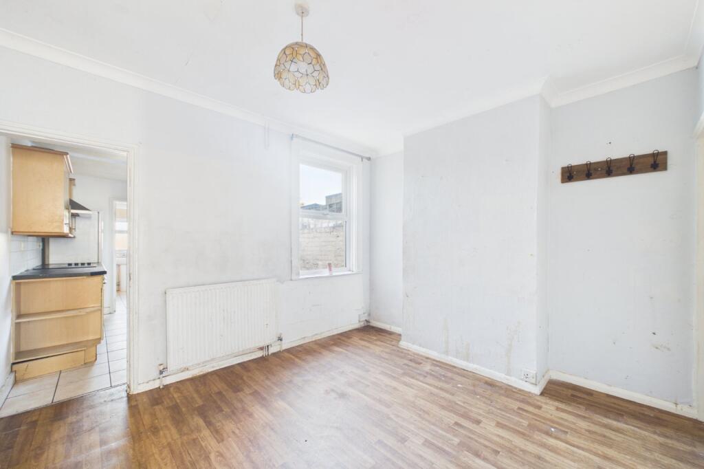 House in Reading - View 4