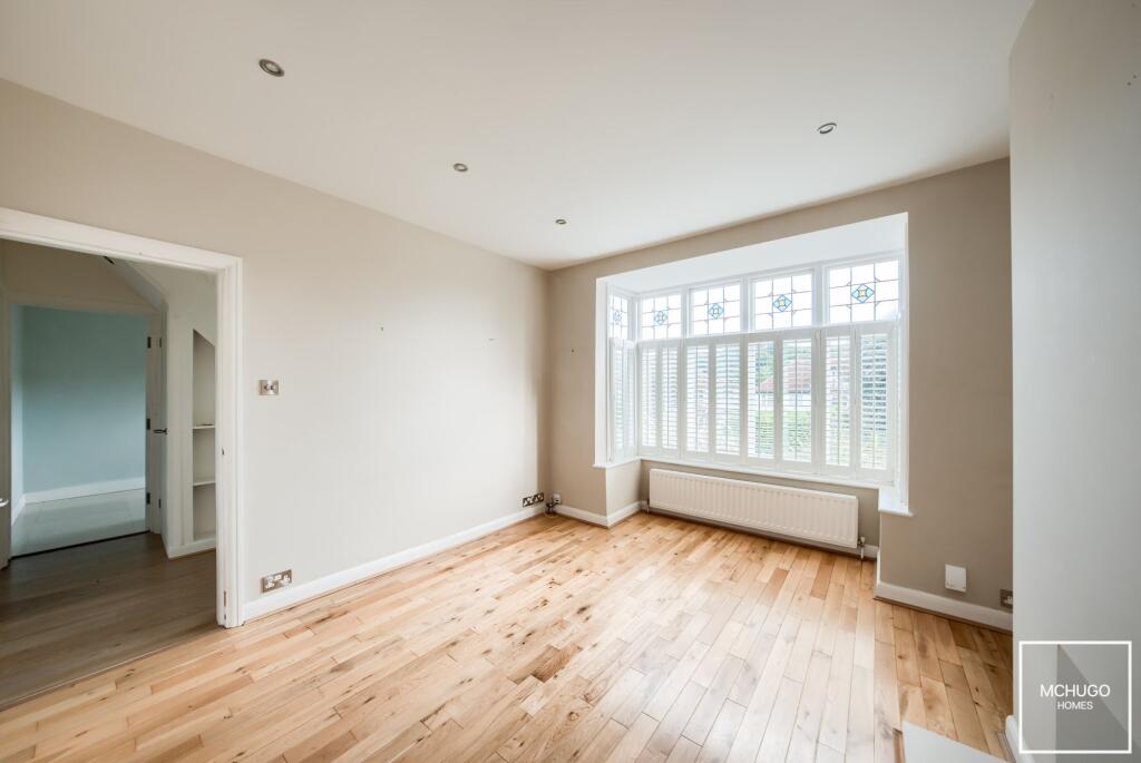 House in Birmingham, West Midlands - More