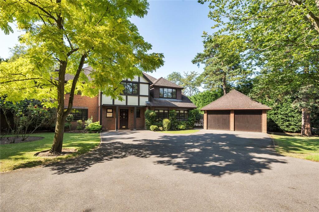 House in Elmbridge, Surrey