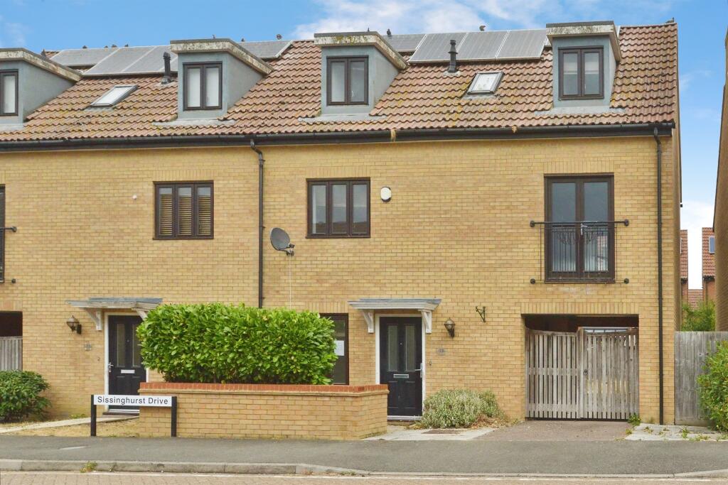Main image of property: Sissinghurst Drive, Westcroft, Milton Keynes