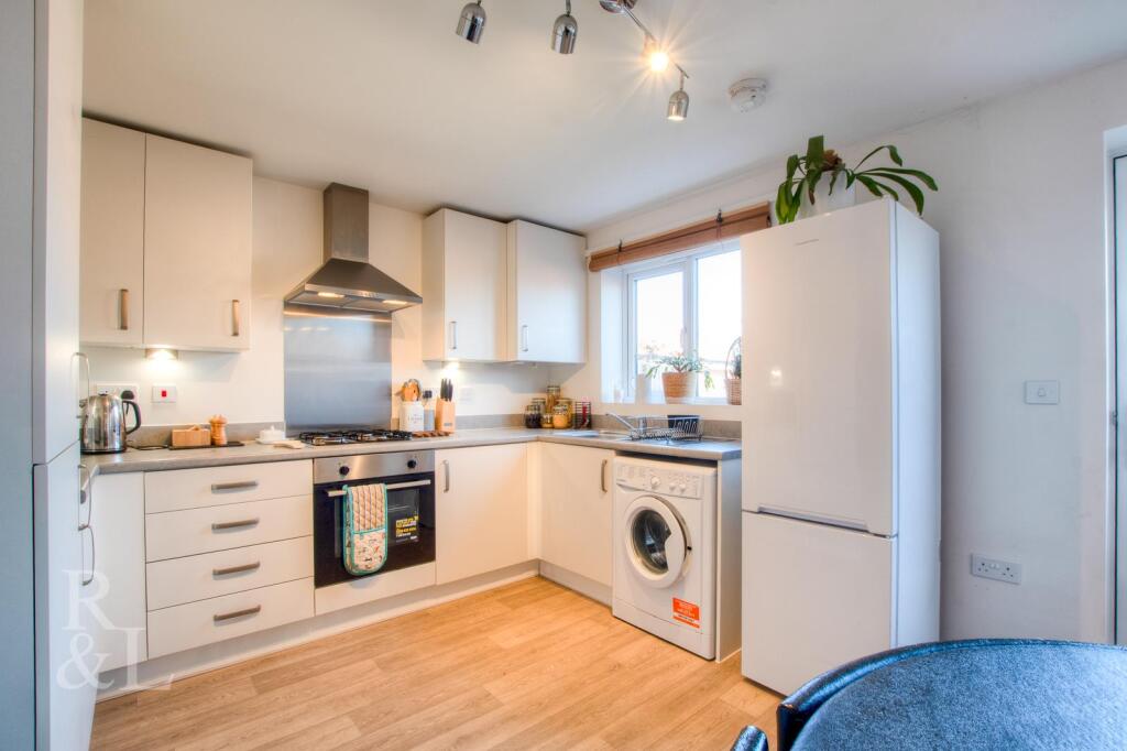 House in Nottingham - View 2