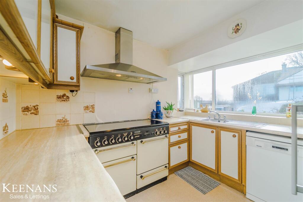Eden Close, Barrowford, Nelson photo 4