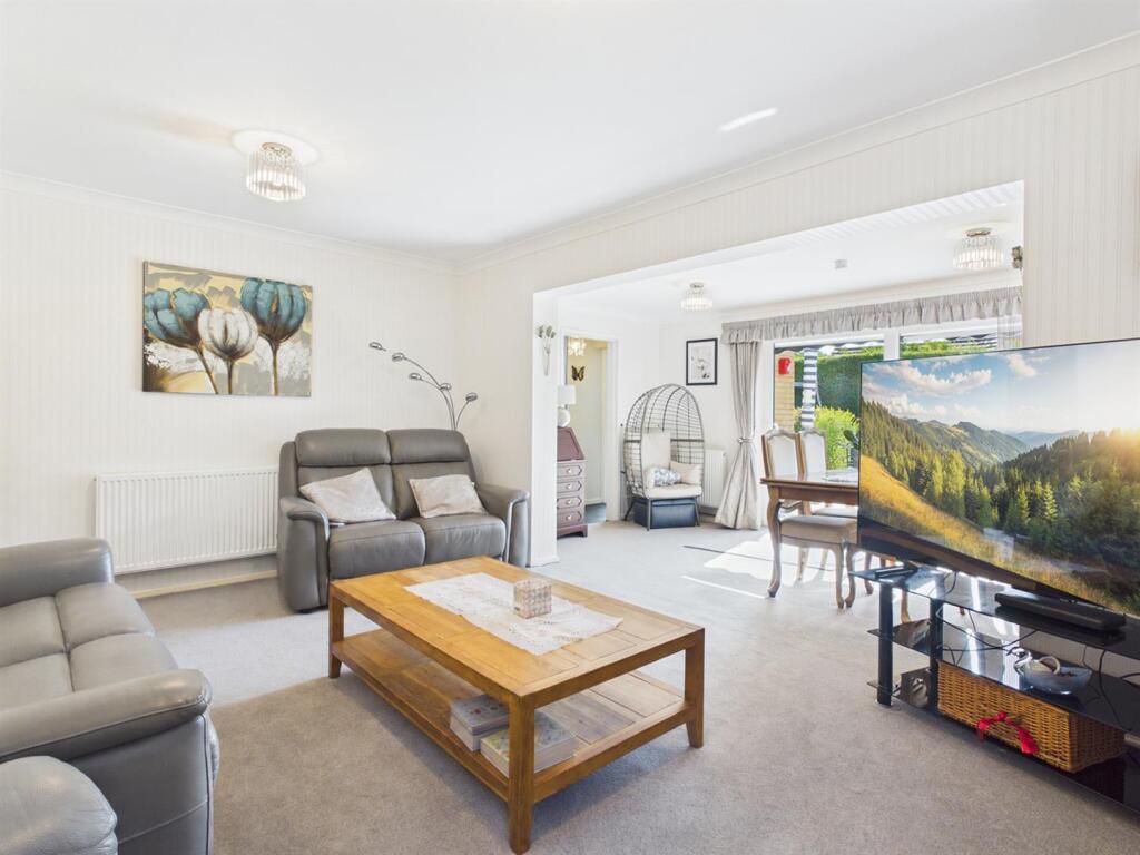 House in Dudley - View 4