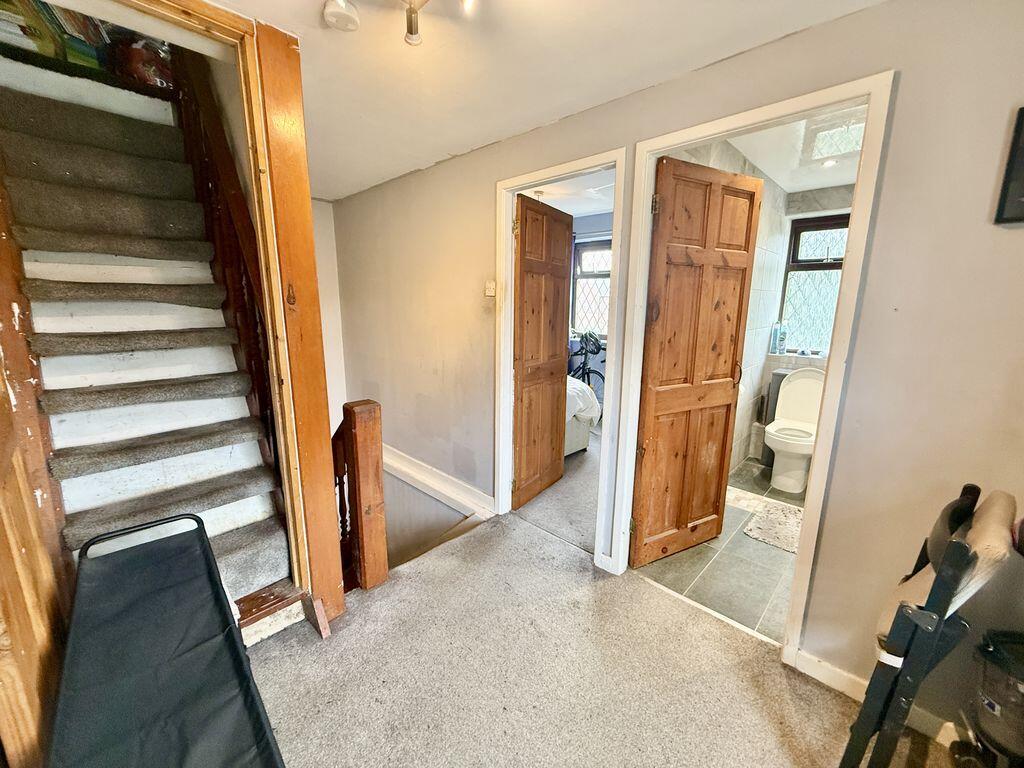 House in Stockport, Woodley - More