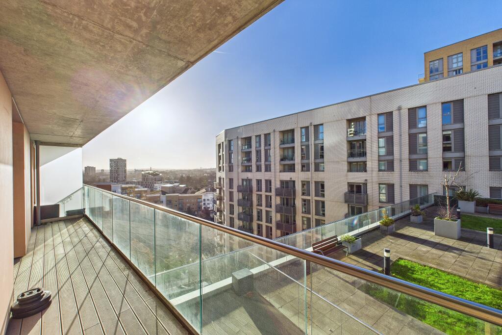 Apartment in London - View 3