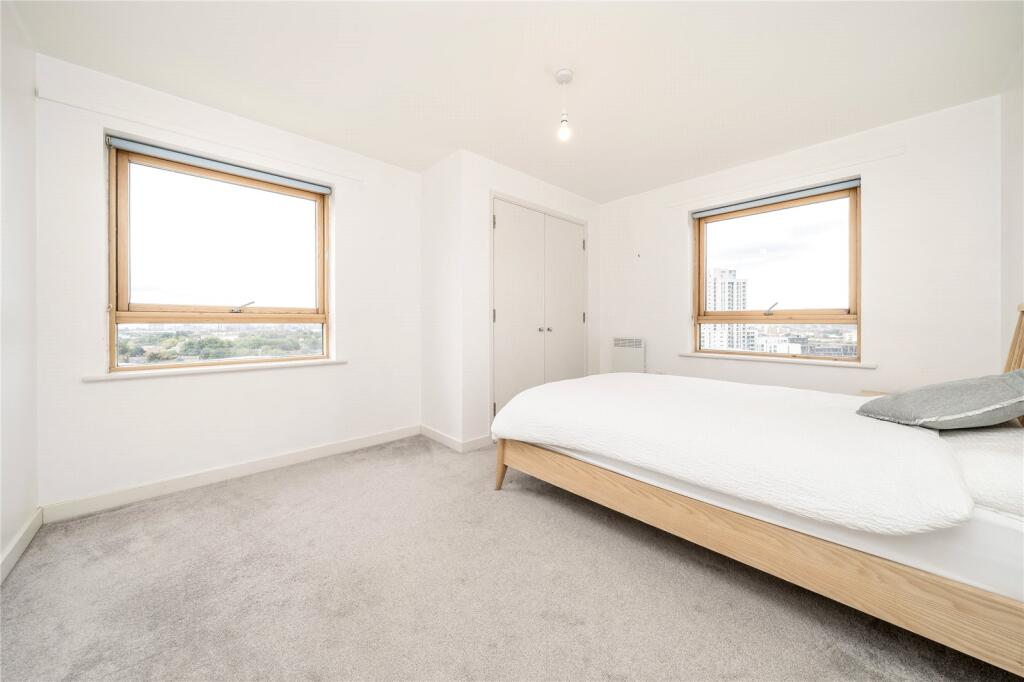 Apartment in London, Mill Meads, Stratford - View 5