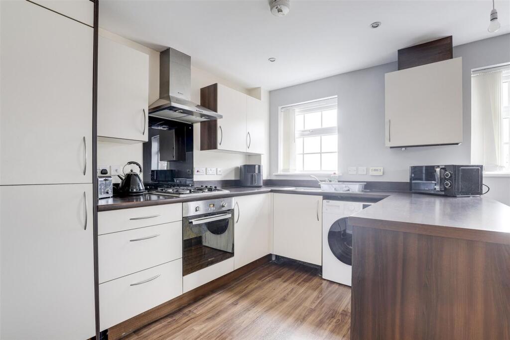 Paton Court, Calverton, NG14 photo 4