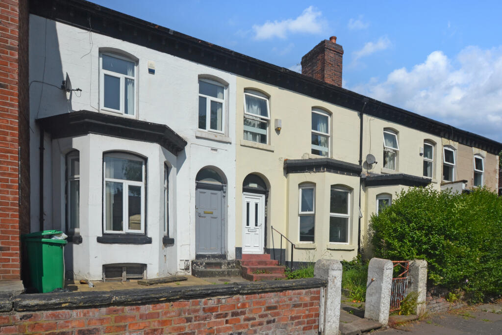 6-bed house on 149 Mauldeth Road, Manchester M14 6SR, £300,000