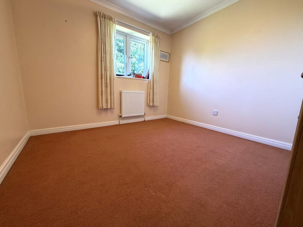 House in Stockport, Offerton - More