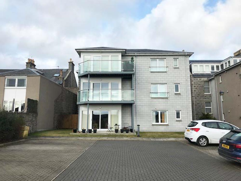 Main image of property: 395e Great Western Road, Aberdeen, AB10 6NY