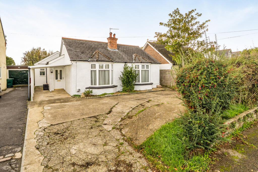 3-bed bungalow on Birdham Road, Chichester, PO20, £475,000