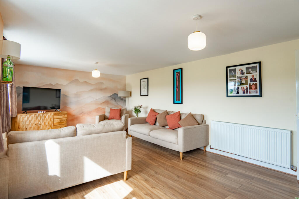 House in Aberdeen, Moray - View 5