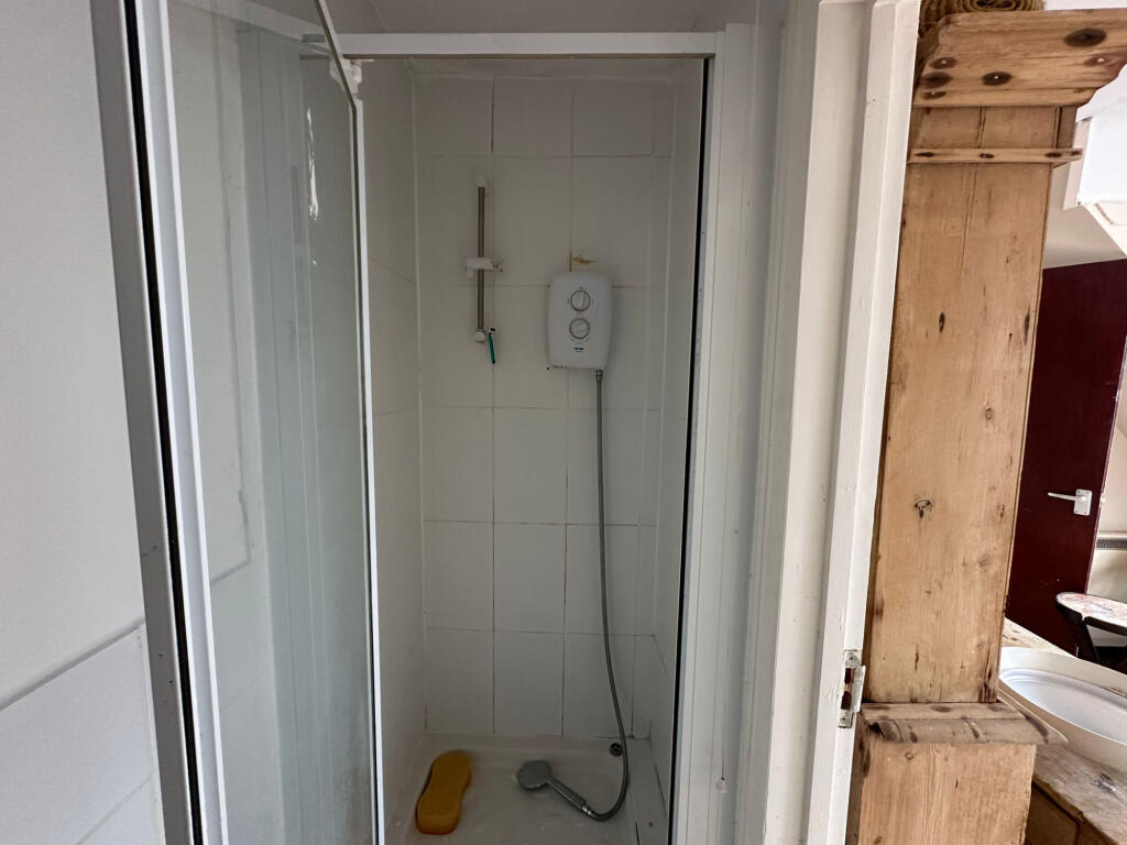 Main image of property: Iffley Road, Oxford, OX4