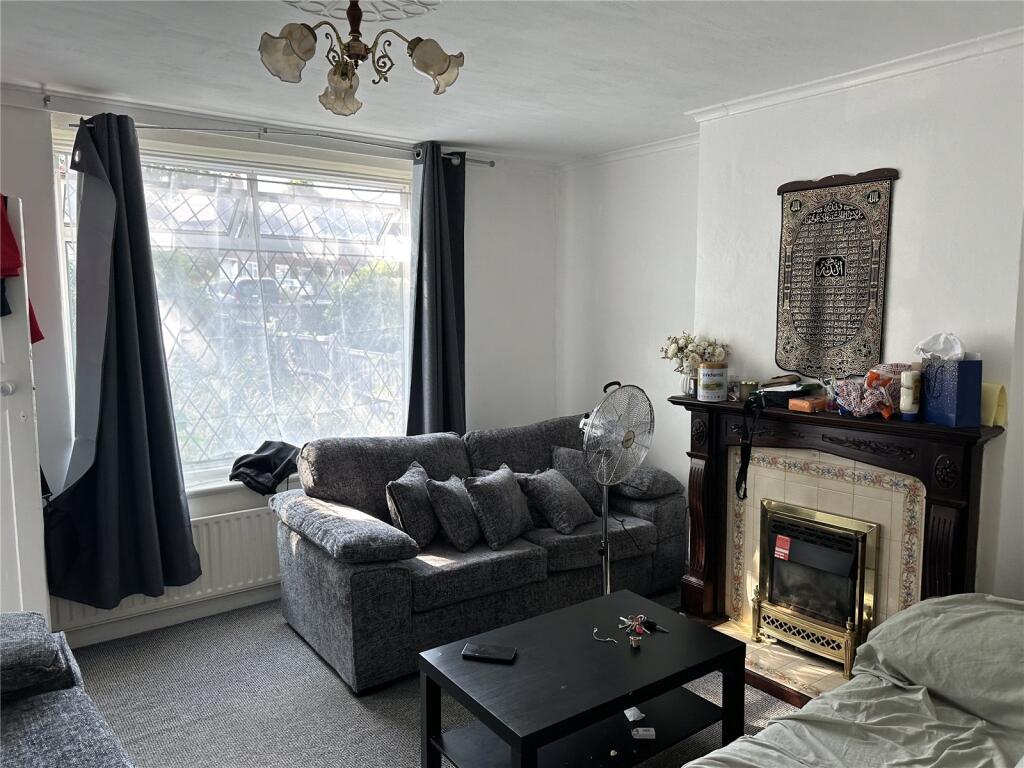 House in Birmingham, West Midlands - View 3