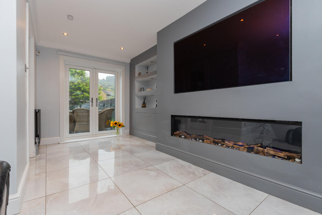 House in Paisley - View 4