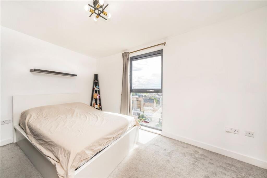 Apartment in London - View 4