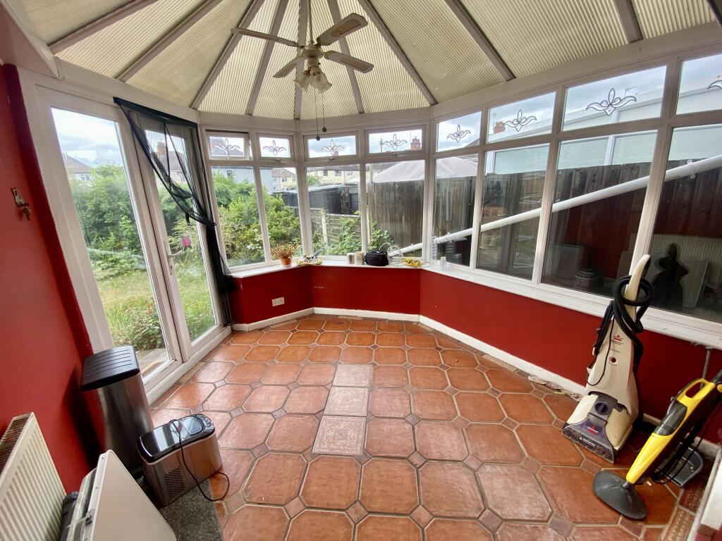 House in Bedworth, Collycroft - More