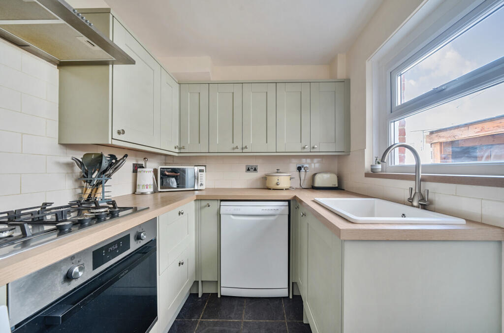 Mount View, Eastleigh, Hampshire, SO50 photo 4