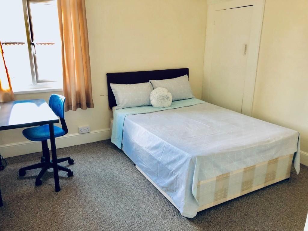Main image of property: Russell Rise, Luton