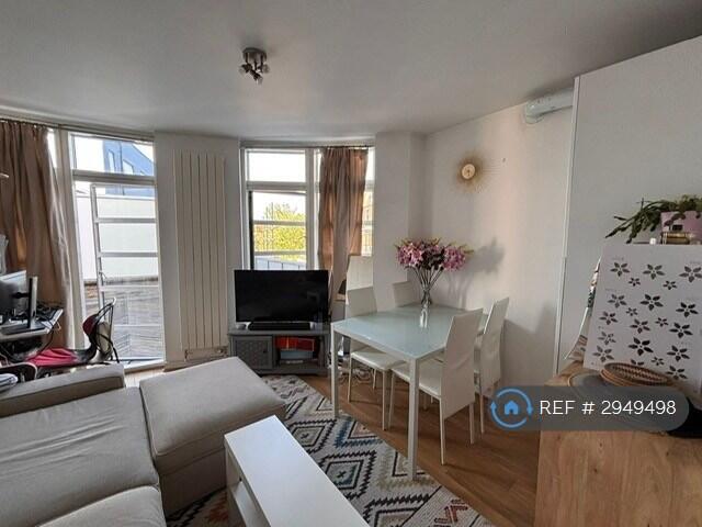 Main image of property: Bedford Hill, London, SW12