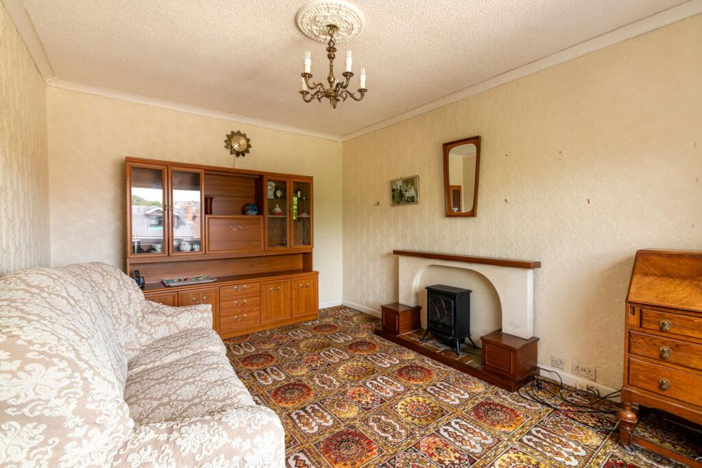 Megs Lane, Buckley, CH7 photo 3