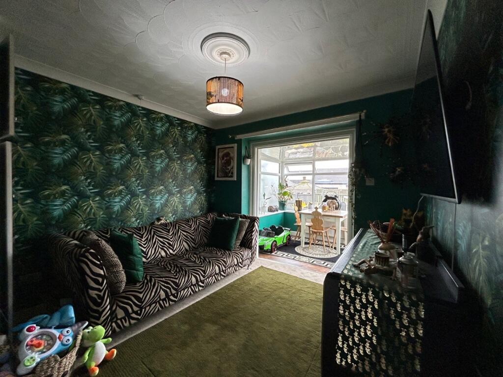 Additional image 3 of Wibsey Park Avenue, Wibsey, Bradford, BD6