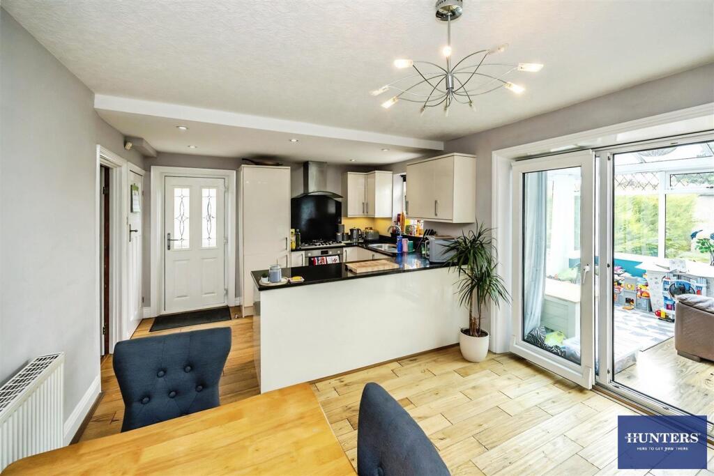 House in Halifax - View 2