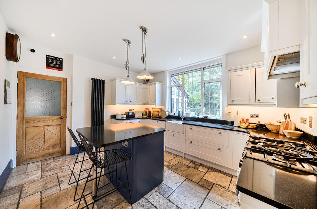 House in London, Purley - View 5