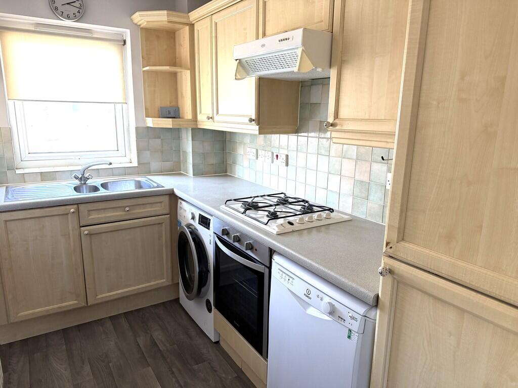 Apartment in Brighton - View 4