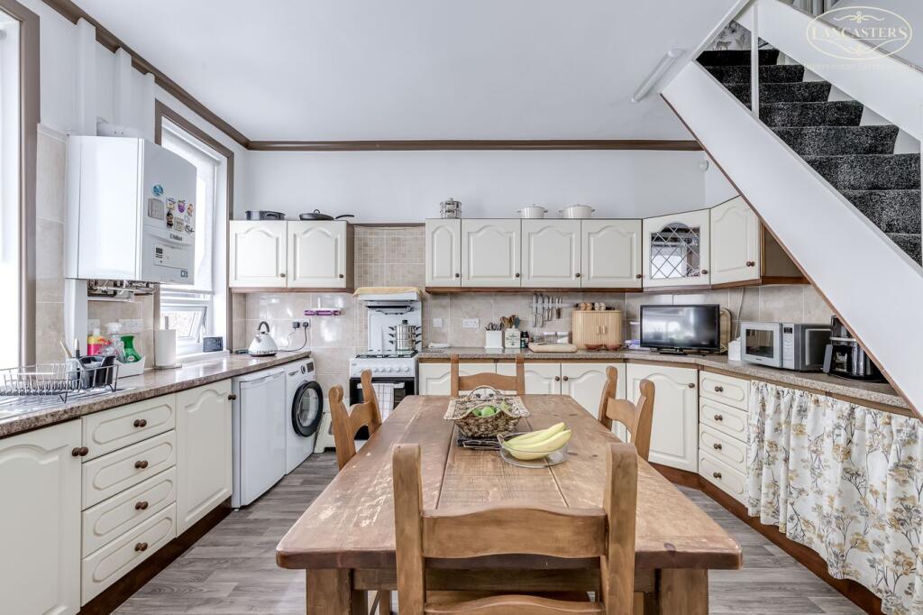 House in Bolton, New Bury - View 4