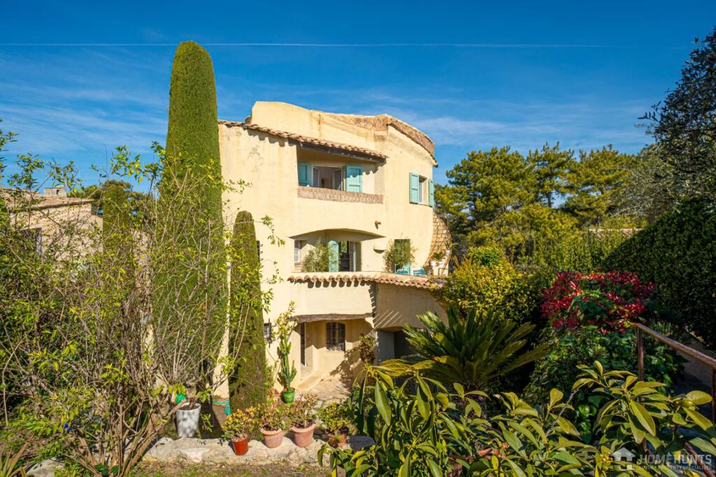 Main image of property: Provence-Alps-Cote d`Azur, Alpes-Maritimes, Mougins