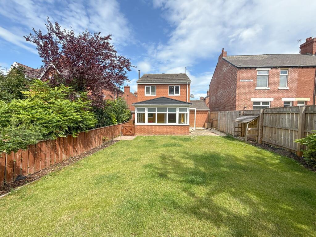 3-bed detached on Cricket Terrace, Burnopfield, NE16, £220,000