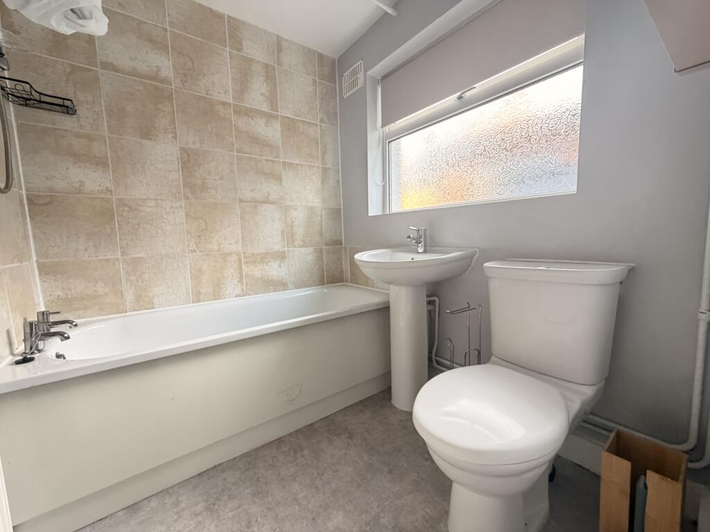 House in Ashfield, Sutton in Ashfield, Nottinghamshire - More