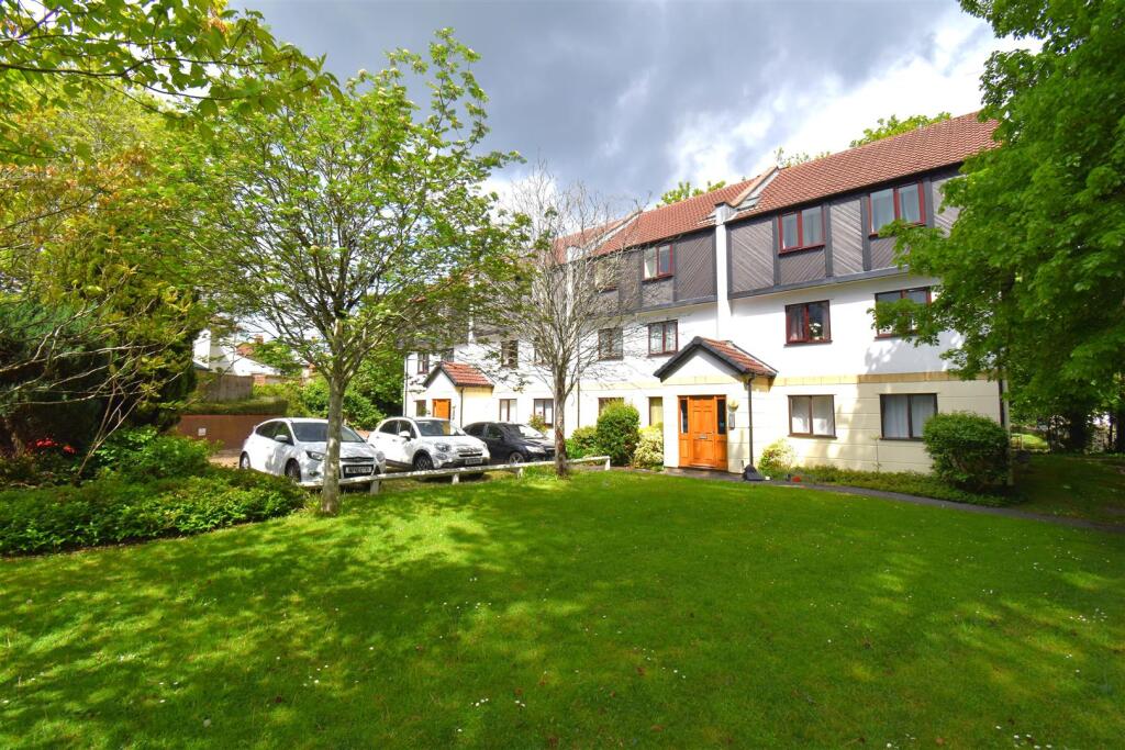 Main image of property: 8 Pinefield, Eastfield Terrace, Bristol