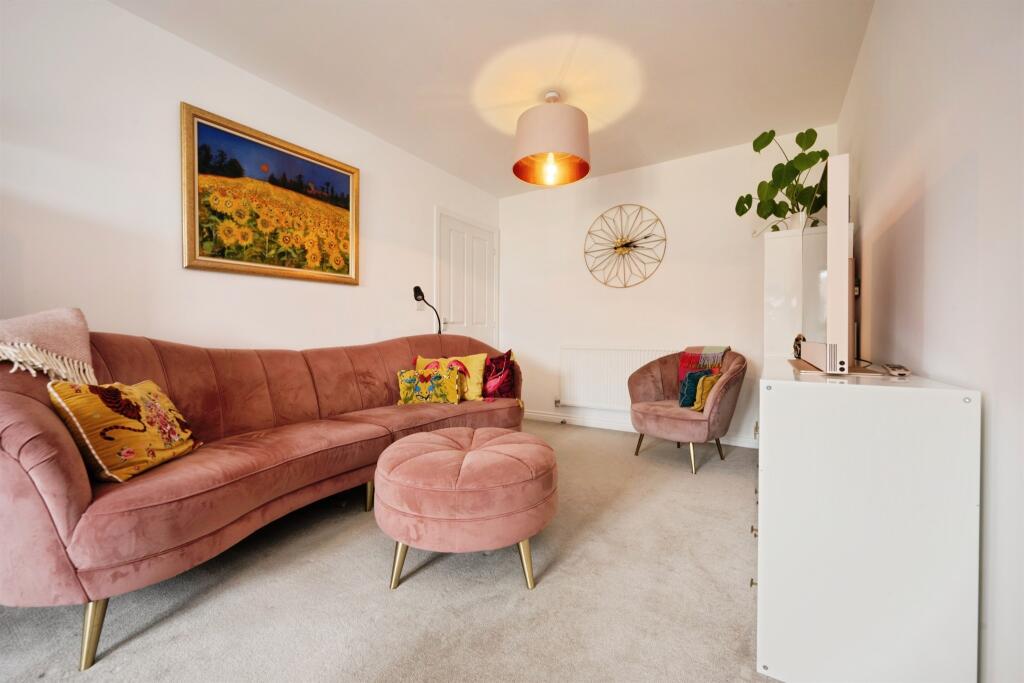 Main image of property: Moneta Rise, LEIGHTON BUZZARD