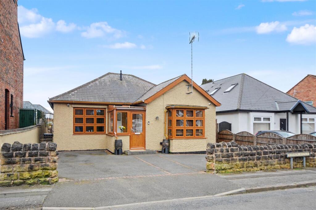 Main image of property: Warren Avenue, Stapleford, Nottingham