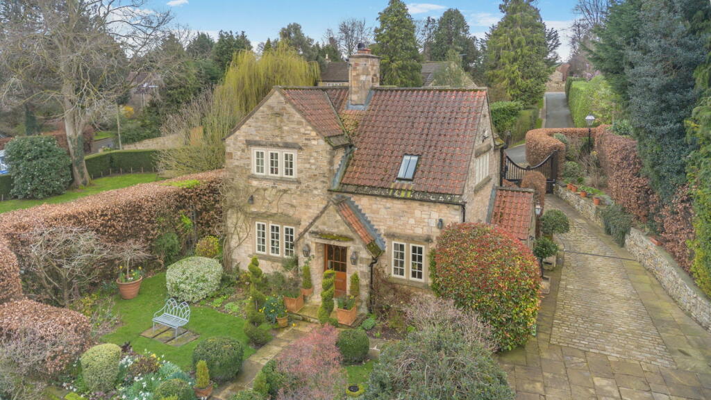 College Farm Lane,Linton,Wetherby,LS22 4HR photo 4