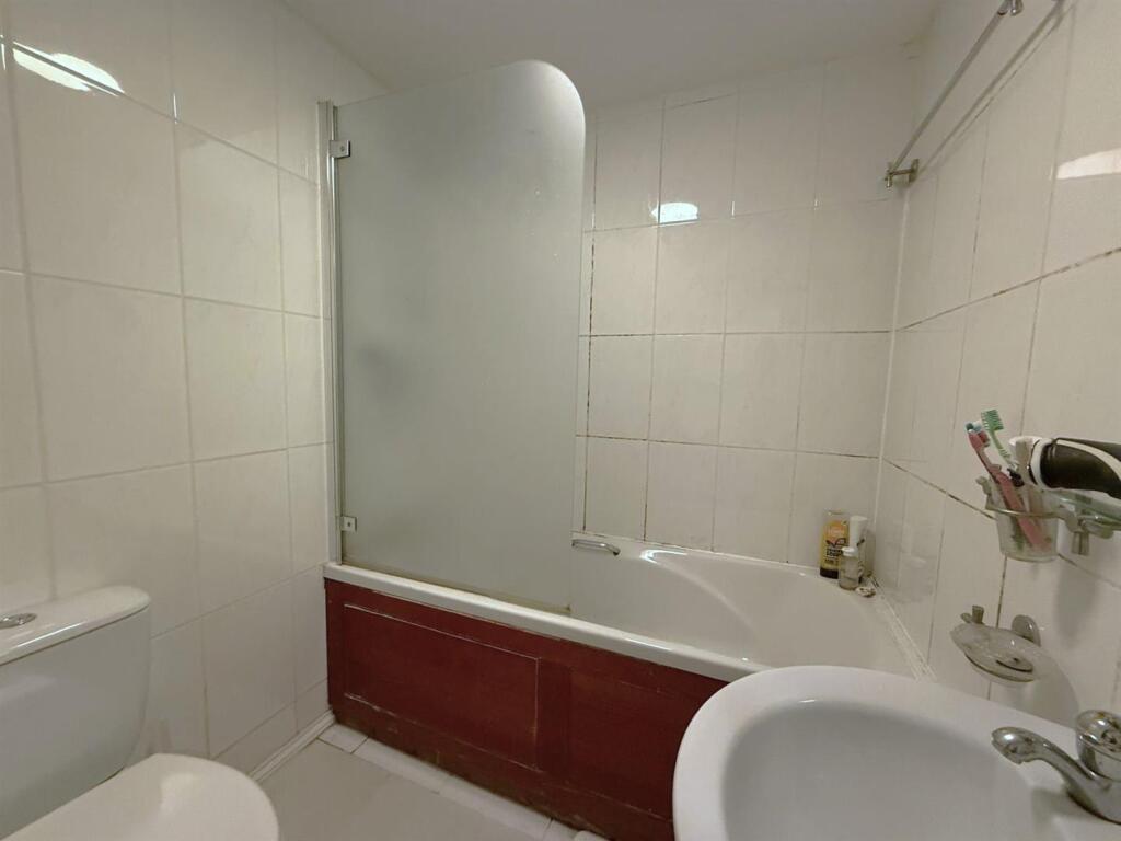 Apartment in Exeter - View 5