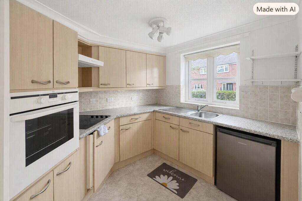 Apartment in Exeter, Wonford - View 5