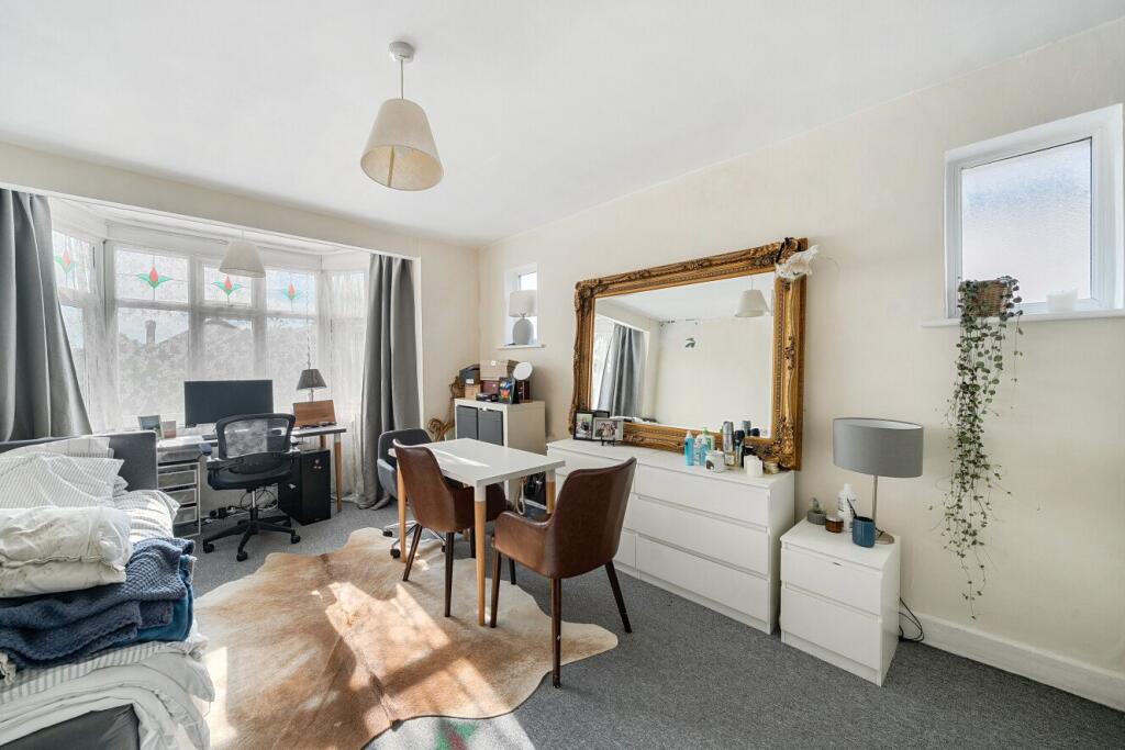 Grand Drive, Raynes Park, London, SW20 photo 4